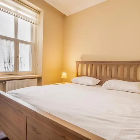 Apartment Designer Flat, 3br, 2ba *