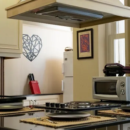Designer Flat, 3br, 2ba * Istanbul