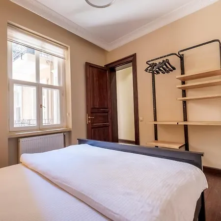 Apartment Designer Flat, 3br, 2ba