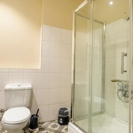 Designer Flat, 3br, 2ba * Istanbul