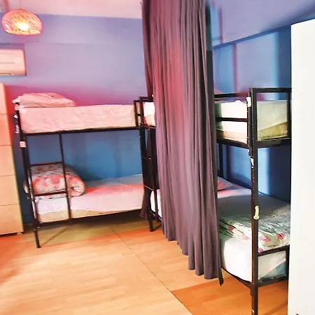 Albergue Nostalji *