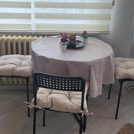 Family Apt For 7 People, 10 Min Walk To Taksim Square Apartment