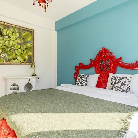Flat Close To City's Mall In Nisantasi Apartment
