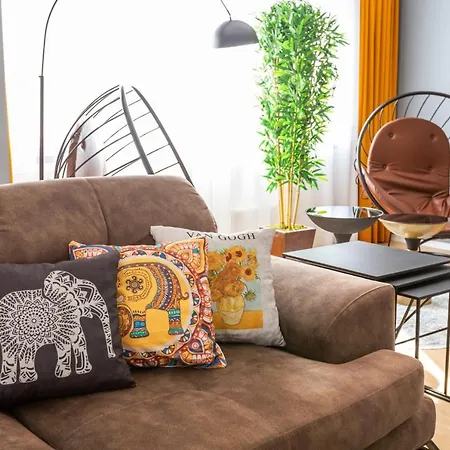 Spacious On Bagdat Street Kadikoy *