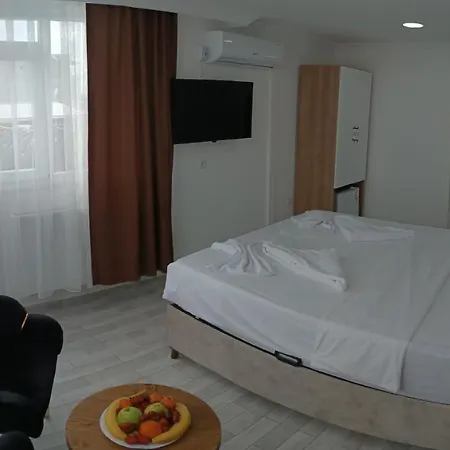 Laos Hotel *