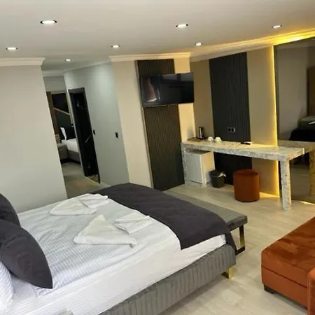 Hotel Well House