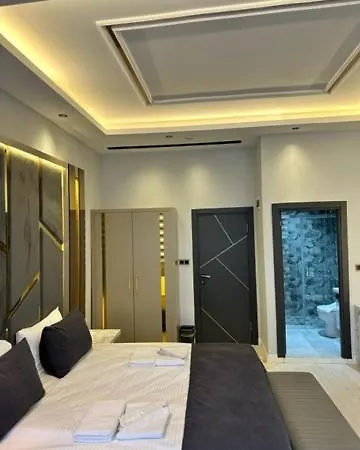 Hotel Well House