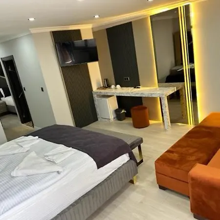 Hotel Well House *