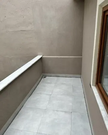 Hotel Well House