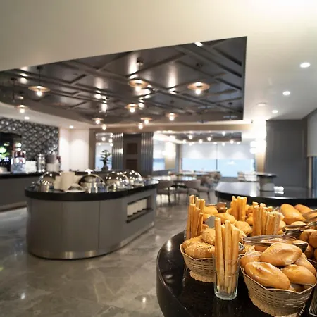 塔克西姆奥兹坦温泉大酒店 4*