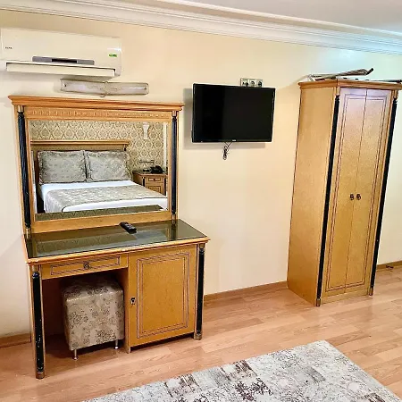 Hotel Taksim 3*