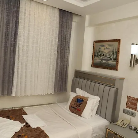 Hotel Kurban 3*