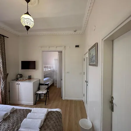 Apartment Shima House