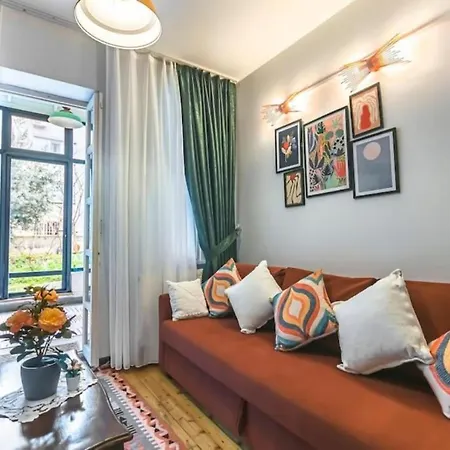 4-story Gem In Cihangir - 5 Bedroom & Cute Rooftop Istanbul
