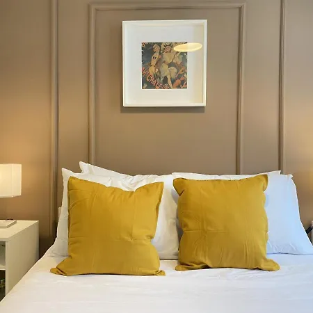 Spacious Oasis In Beyoglu Steps From Galataport Apartment Istanbul