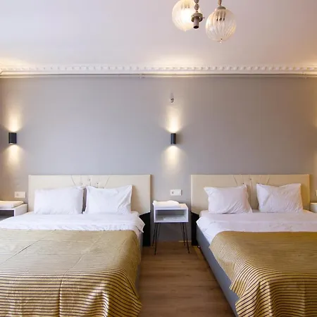 Hotel Elpida Boutique 4*