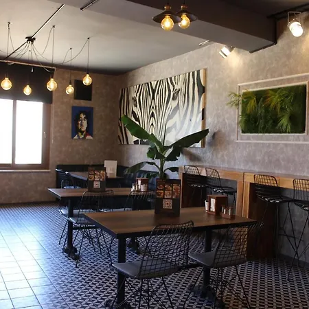 Hotel Black Art