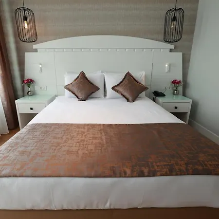 Nova Plaza Orion 4*