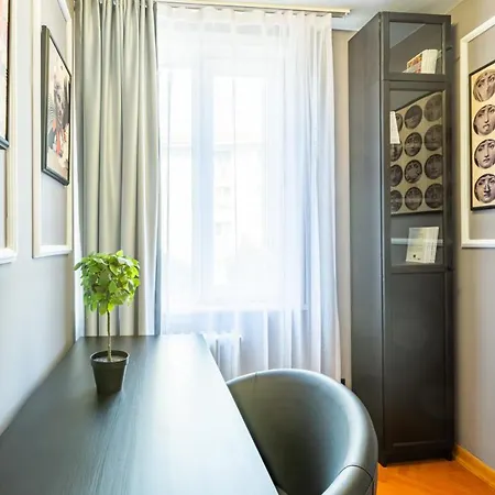 Apartament *