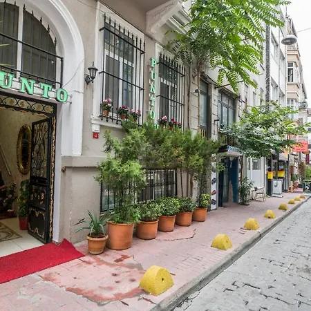 Punto Hostel Istanbul