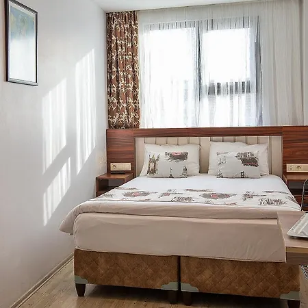 Aparthotel Pera Sultan 2*
