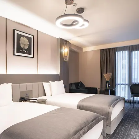Arts Taksim 4*