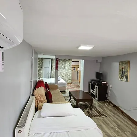 Taksim Suite-ll *