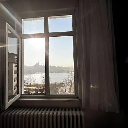 Wonder Karakoy Goldenhorn 8- Ultra Luxury , 4br, Sea View Apartment *