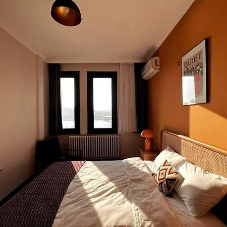 Wonder Karakoy Goldenhorn 8- Ultra Luxury , 4br, Sea View Apartment