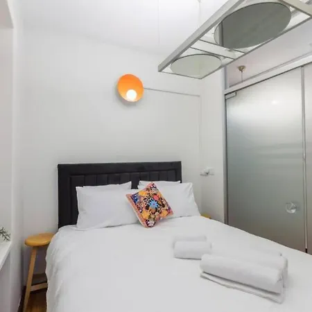4-story Gem In Cihangir - 5 Bedroom & Cute Rooftop