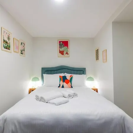 4-story Gem In Cihangir - 5 Bedroom & Cute Rooftop Istanbul