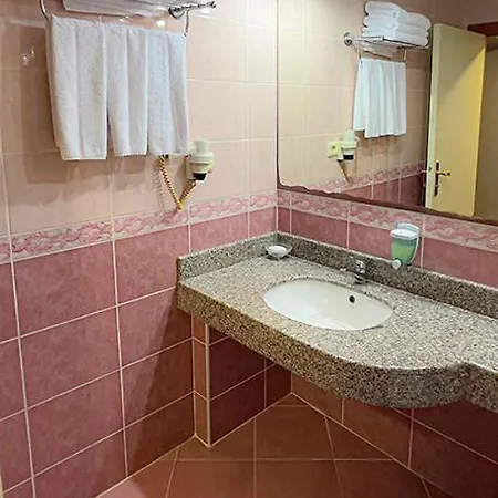 Benler Laleli Hotel 3*