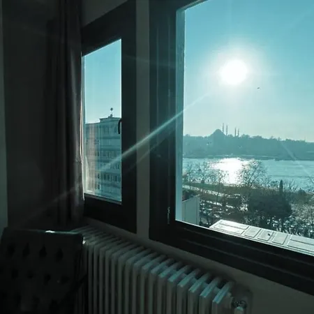 Apartment Wonder Homes 7- Ultra Luxury , 4br, 2ba Sea View Karakoey Istanbul