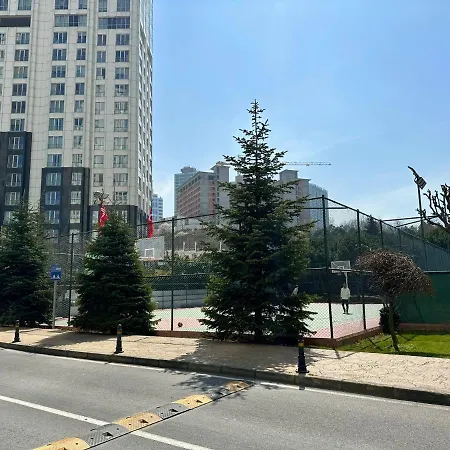 Bright 3 Bedroom & 2 Bath In Mashattan Residence, Maslak Sariyer Daire İstanbul