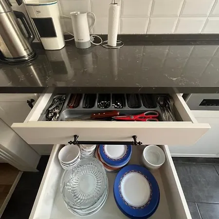 Centrally Located, 2+1 House In Taksim, Cihangir Apartment *