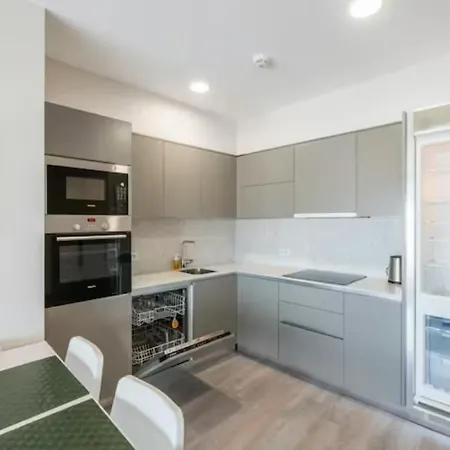 5 Etoiles 26 Eme Etage 2 1 Avec Piscine Apartment *