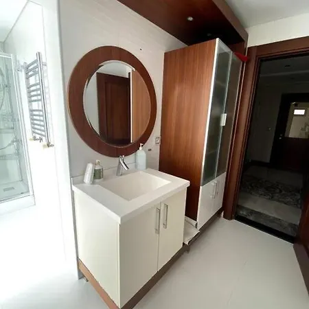 Apartment Sisli Nadide Sokak D:5 1+1 Istanbul