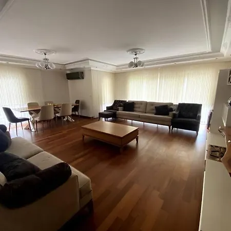 Sisli Nadide Sokak D:5 1+1 * Istanbul
