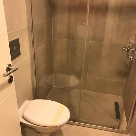 Apartment Lens Living Center