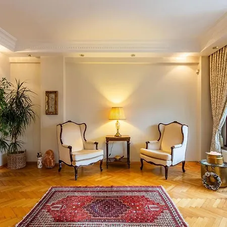 Flat Near Bosphorus Coast With View In Uskudar Apartment Istanbul