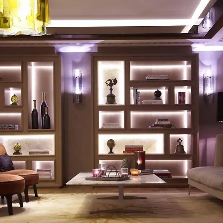 فندق فندق رينسانس إسطنبول بولات البوسفور 5*
