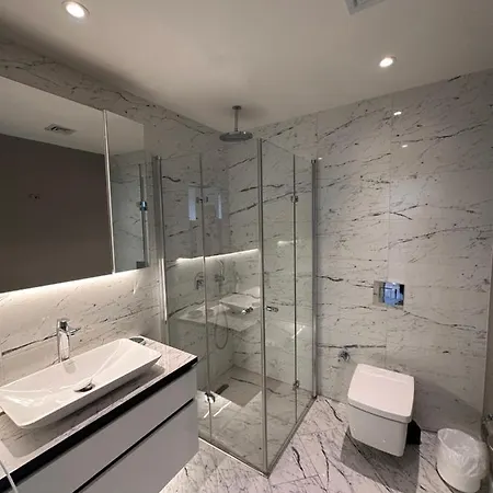 Queen Bomonti Deluxe Sisli Apartment