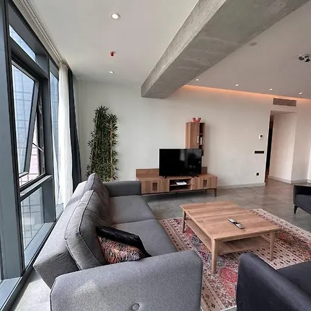 Queen Bomonti Deluxe Sisli Apartment *