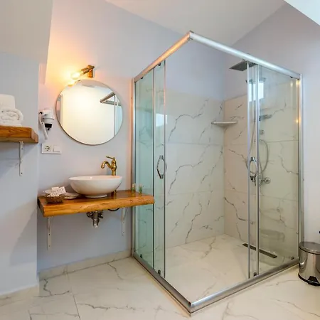 Otel Aya Butik Adalar