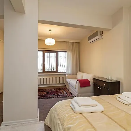 Charming 3 Bed2bath Duplex Bosphorus Views! #53 Holiday home Istanbul