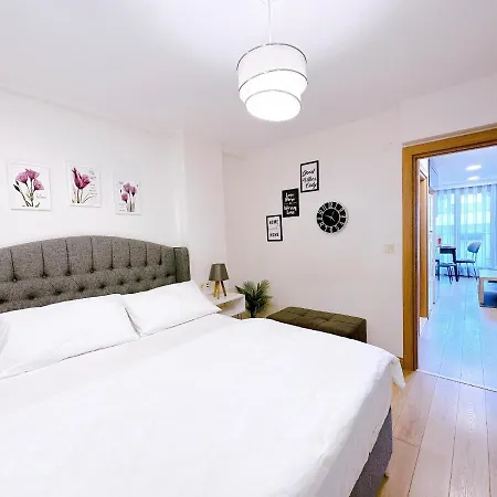 Aliya No1-new Close To Taksim Apartment *