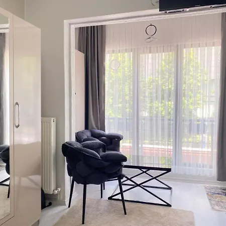Studio Flat 1 Min To Trump Mall And Metro In Sisli *
