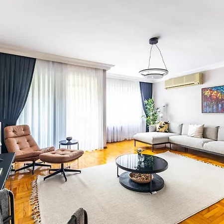 Chic Spacious Flat W Balcony 5 Min To Moda Coast Apartment Istanbul