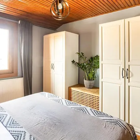 Cosy Roof Flat On 5th Floor With Bosphorus View * Istanbul