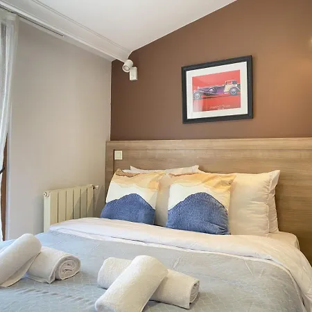 Apartment Flat W Terrace 10 Min To Citys Mall And Taksim Istanbul